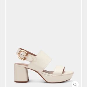 AEROSOLES Cream Platform Sandals BRAND NEW in box